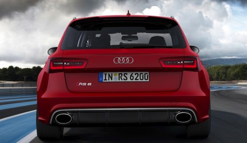 La puissante Audi RS6 dans une présentation dynamique