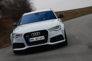 Un duel dynamique autour de l’Audi RS6