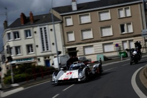 Audi R18 e-tron quattro 2014 : parade au Mans !