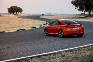 Le mélodieux coupé TT RS à l’essai chez MotorLegend