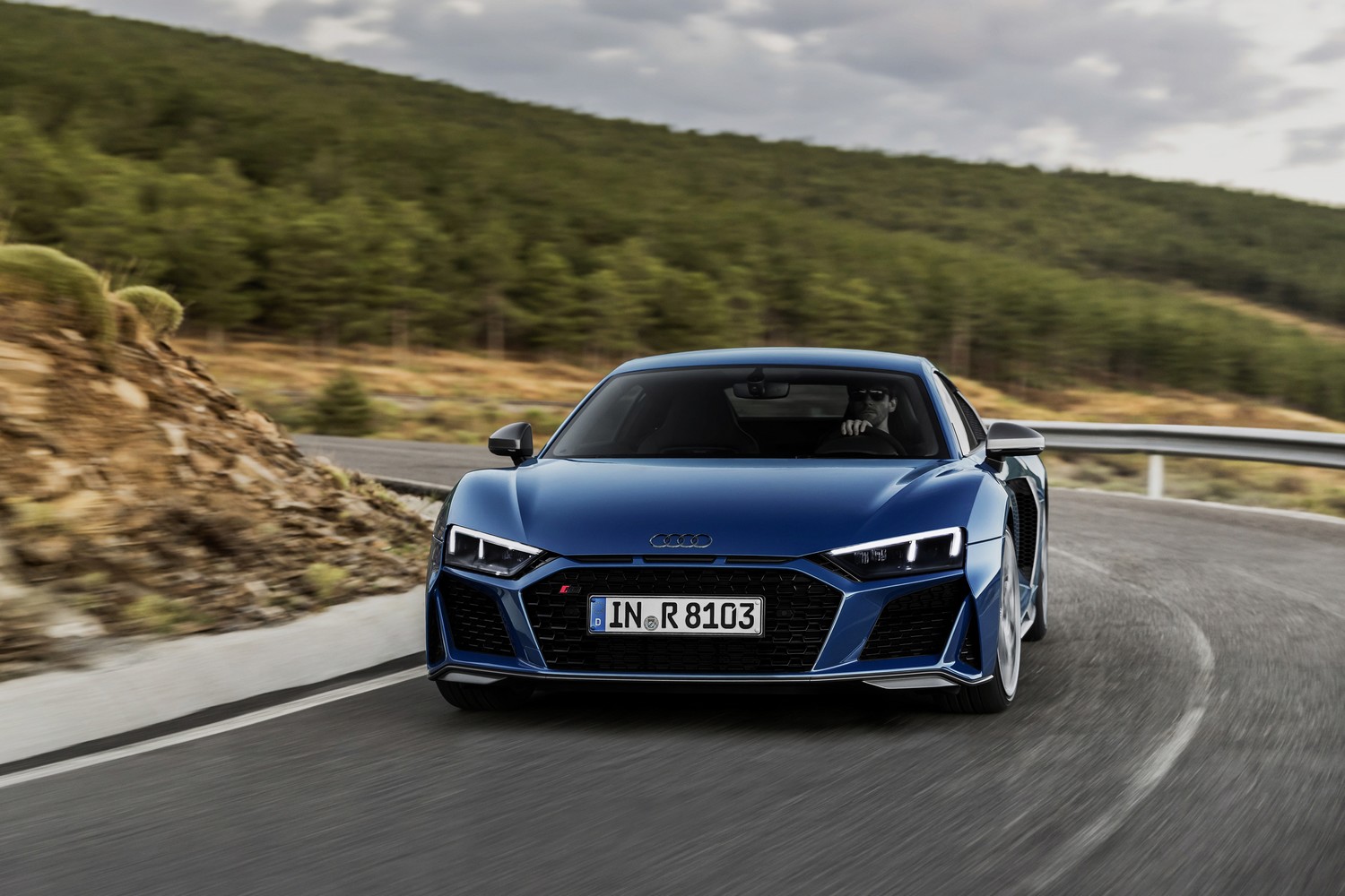 L’Audi R8 est restylée et s’affirme davantage