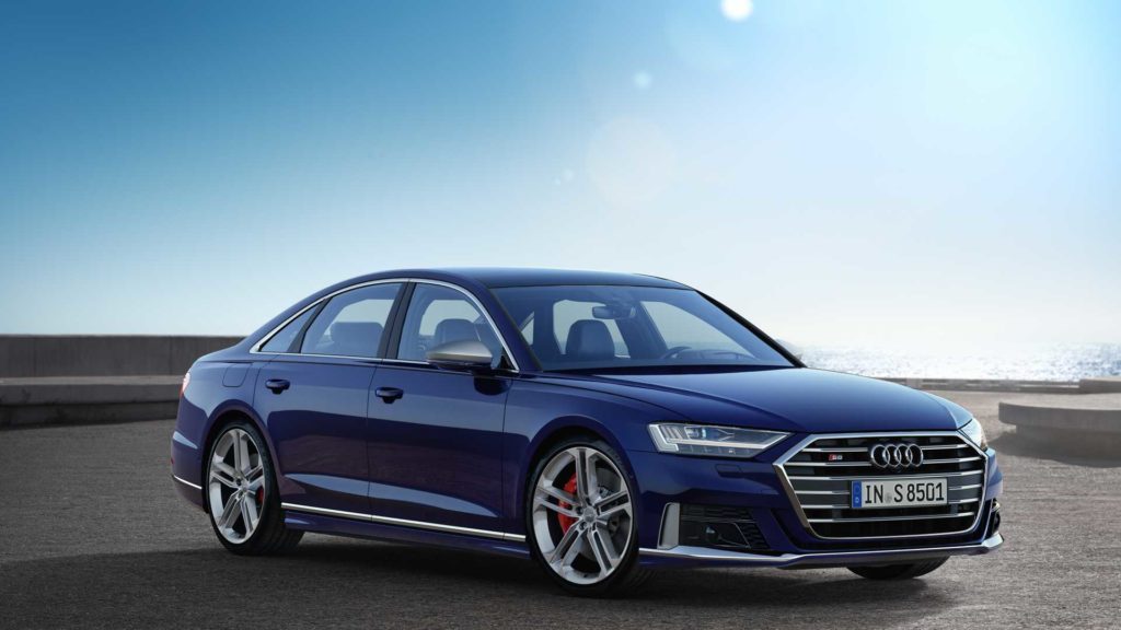 Audi S8 Statique 3/4 Stat