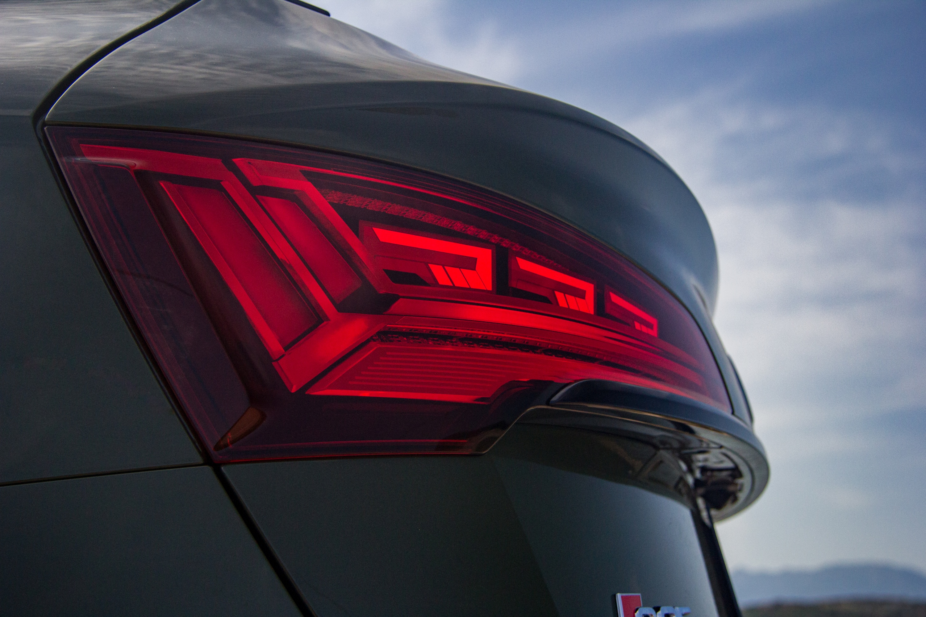 Audi SQ5 Sportback - Détail feu arrière OLED