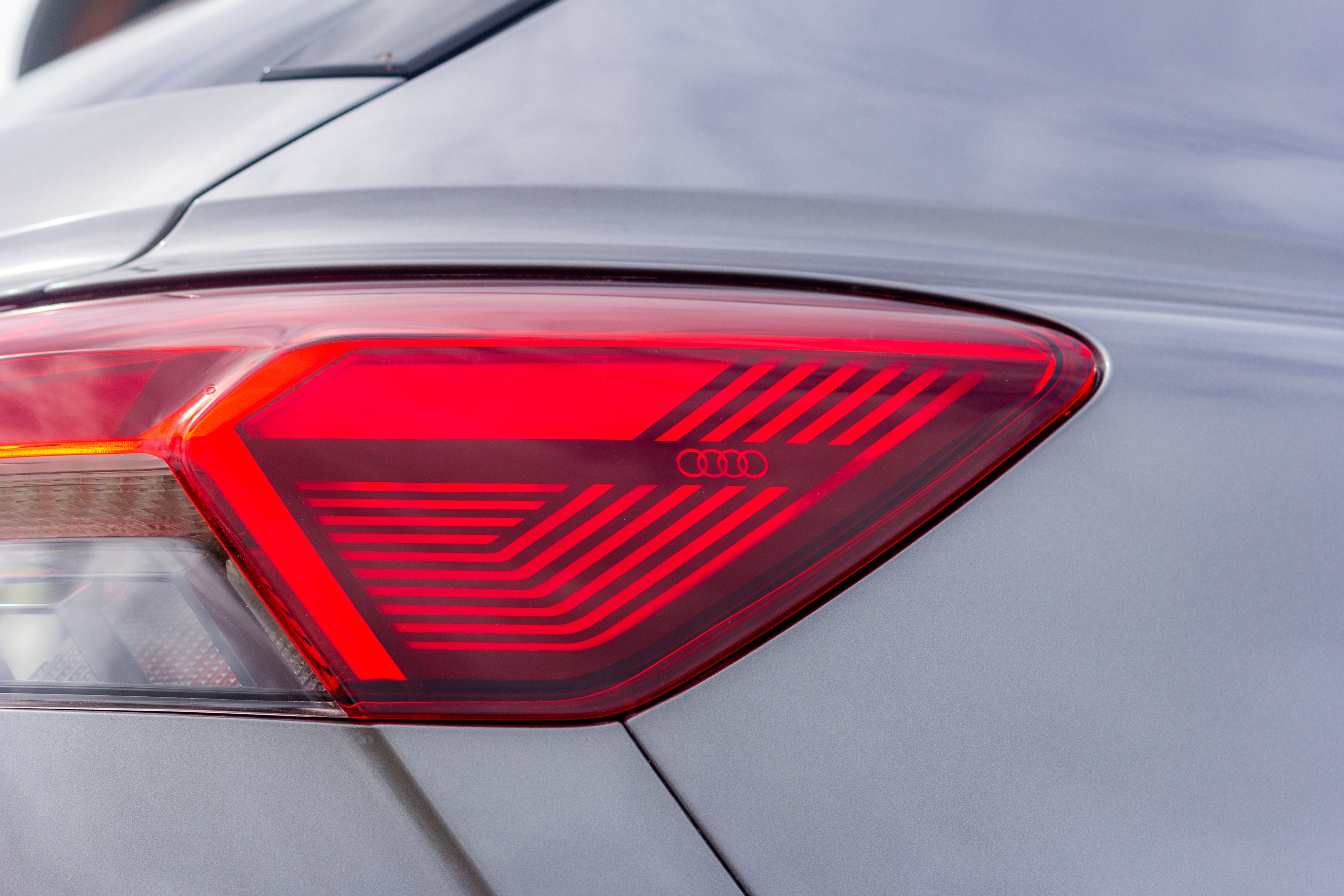 Audi Q4 e-tron - Signature lumineuse