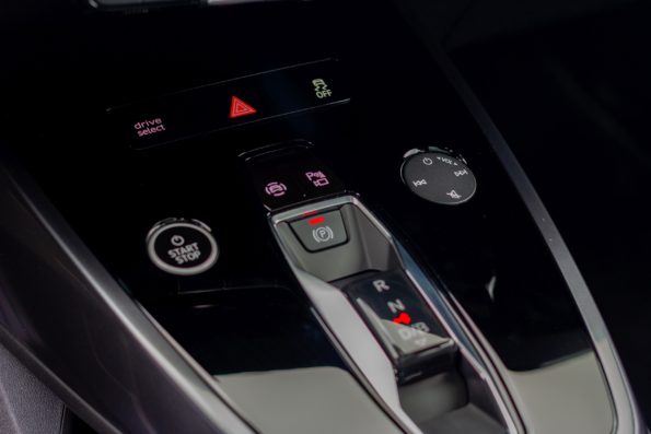 Audi Q4 e-tron - Détail console centrale