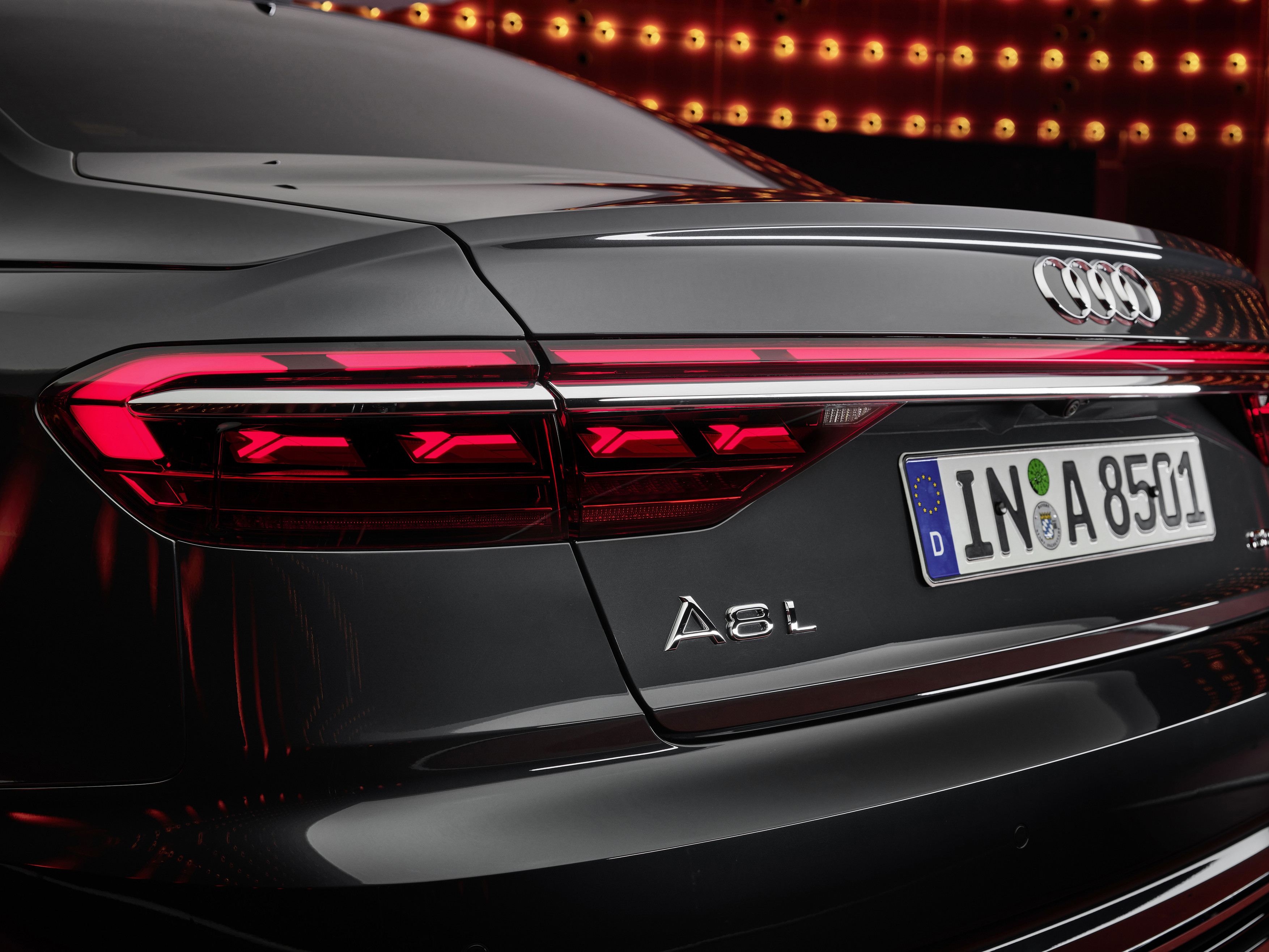 Audi A8 L - Feux Audi Digital OLED
