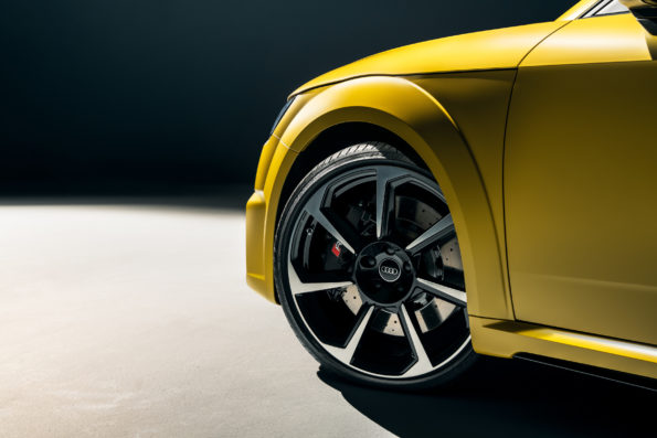 Audi TT RS - Nouvelle peinture mate Jaune Python