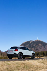 Audi Q2 S Line Plus - 3/4 Arrière