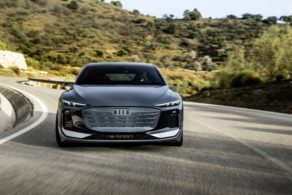 Audi A6 Avant e-tron concept - Face Avant