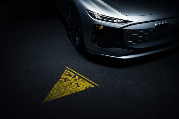 Audi A6 e-tron concept - Projection clignotant