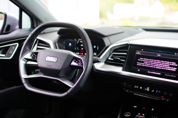 Audi Q4 e-tron Sportback - Cockpit