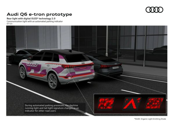 Audi Q6 e-tron prototype - Feux arriere avec signalétique