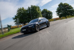 Audi RS 6 Avant performance noire dynamique