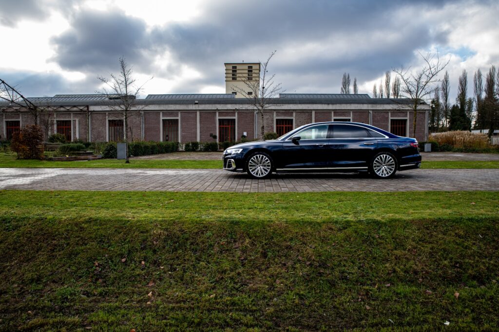 Audi A8 L 60 TFSI e quattro
