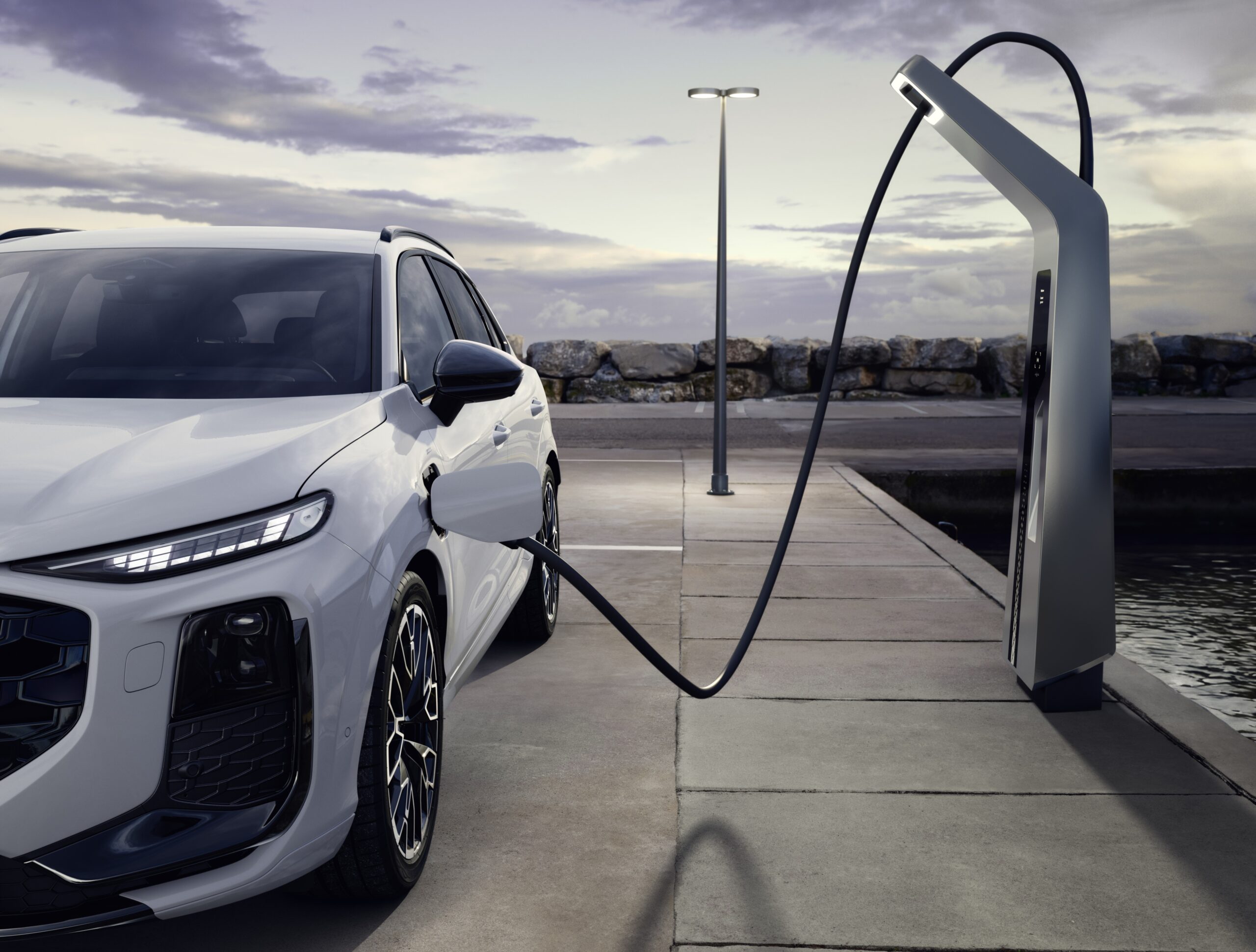 Nouvelle Audi Q3 SUV : l’e-hybrid électrise le segment des SUV premium compacts
