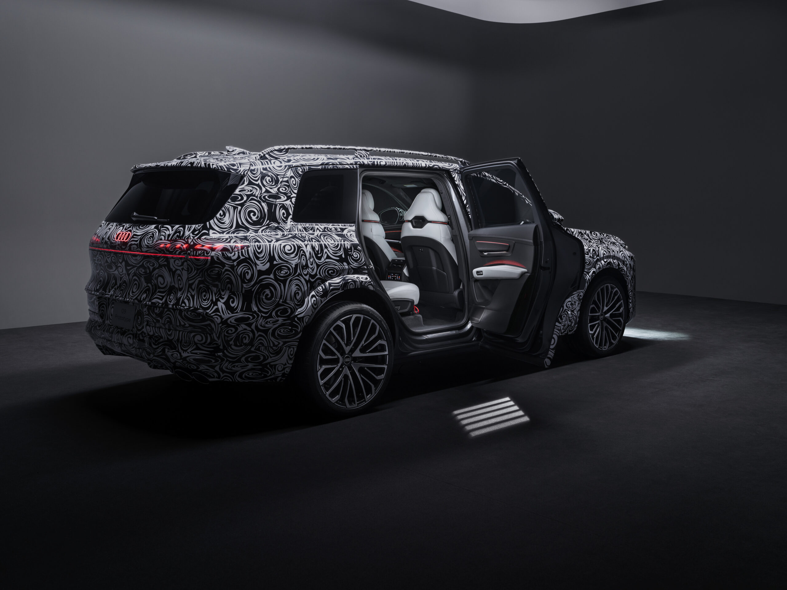 Audi Q9 : le luxe Audi change de dimension